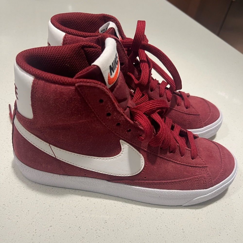 Red Blazer shoes size 6